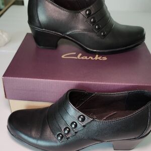 Clarks Women's Black Leather Shoes